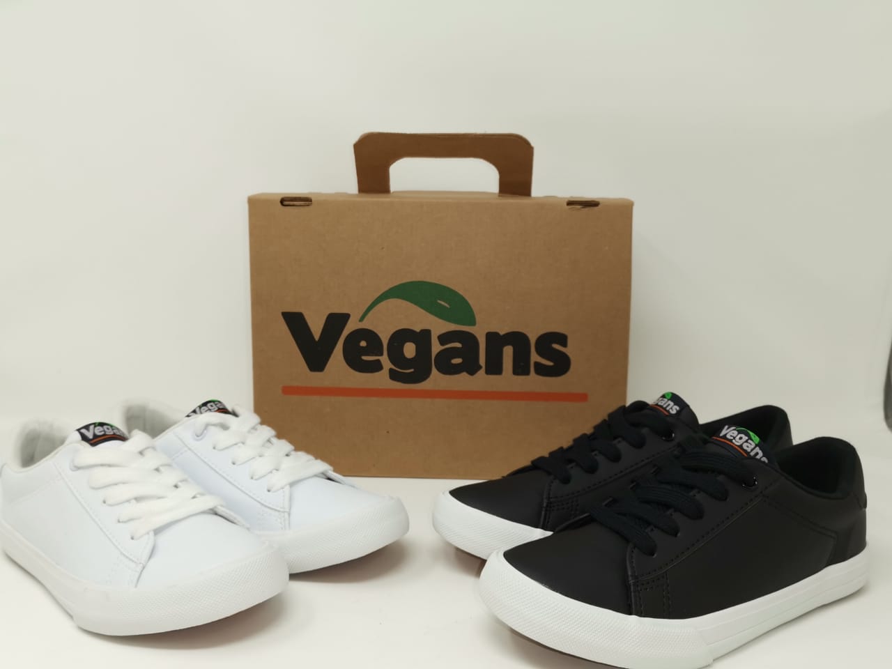 KIDS BLACK ( 5 -10 YEARS)