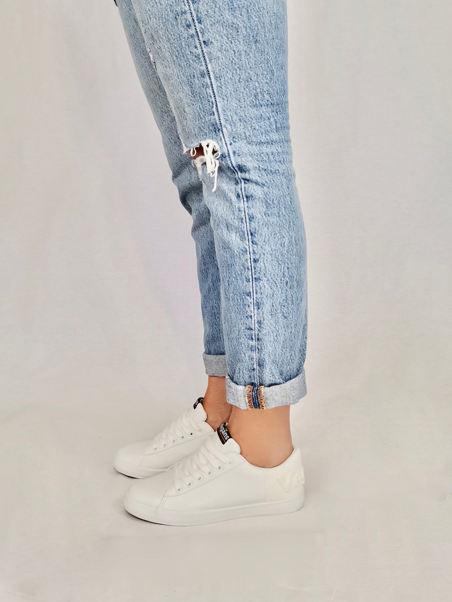 Palms White