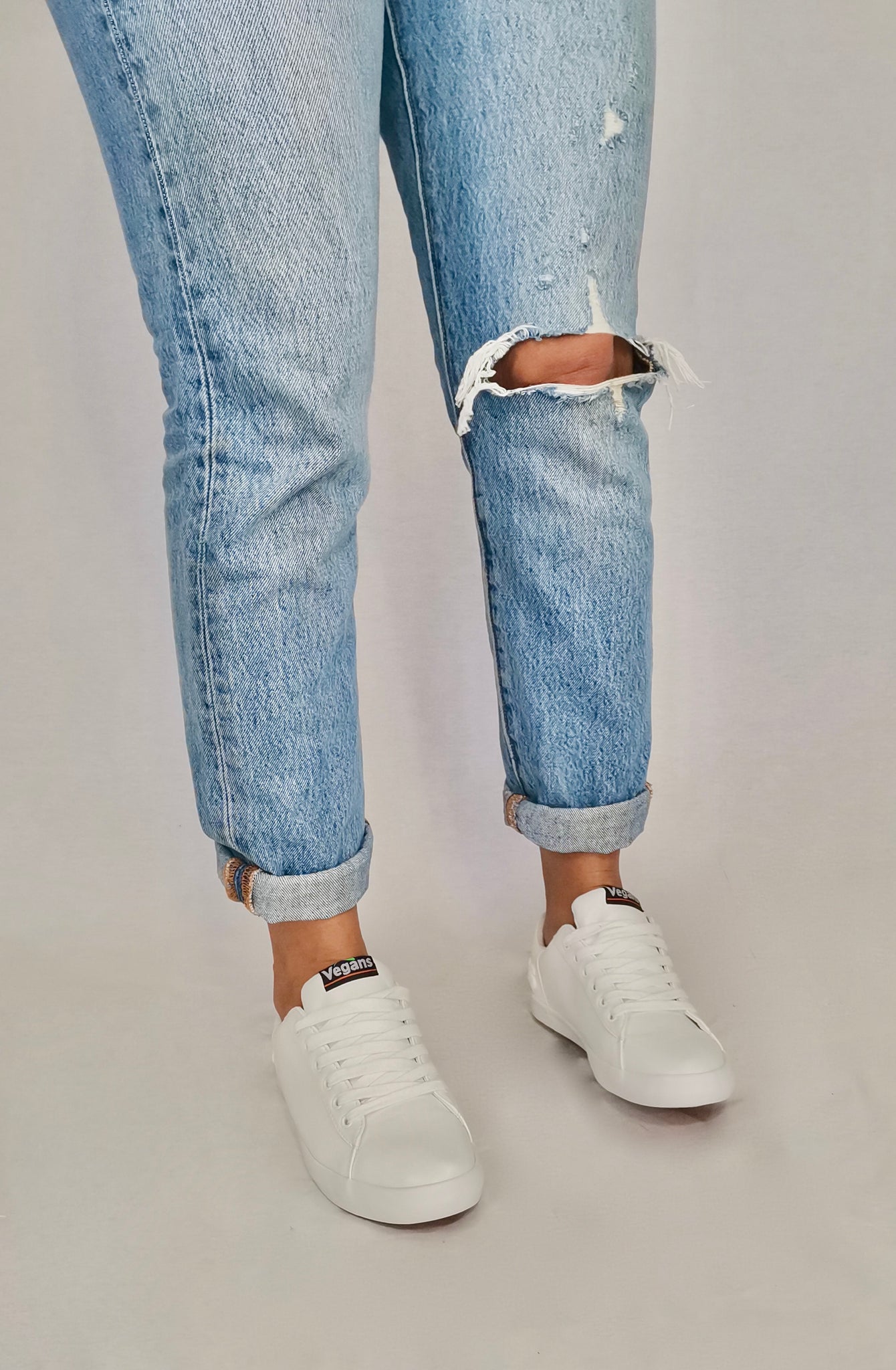 Palms White